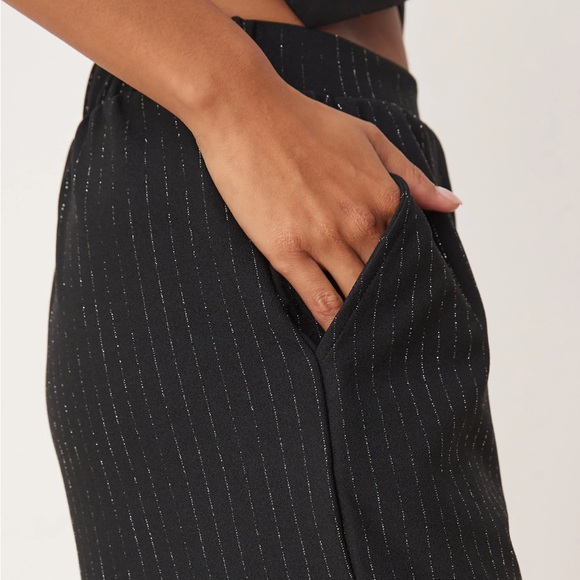 JDY Petite wide leg pants in black - Picture 3 of 12
